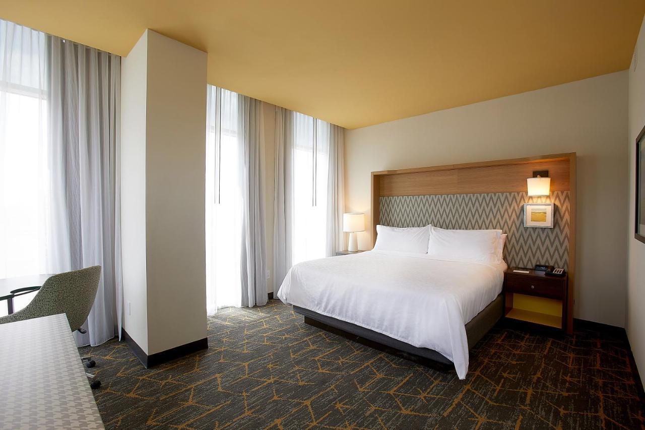 Holiday Inn Louisville Downtown By Ihg Exterior photo