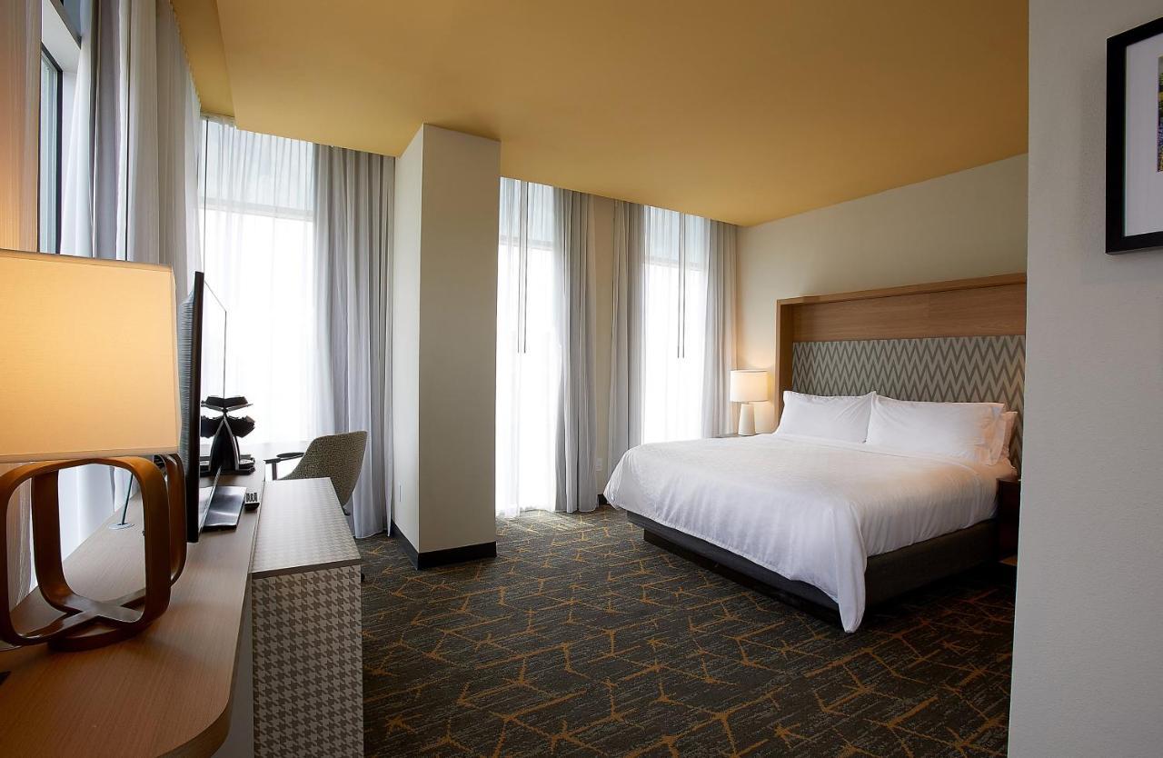 Holiday Inn Louisville Downtown By Ihg Exterior photo